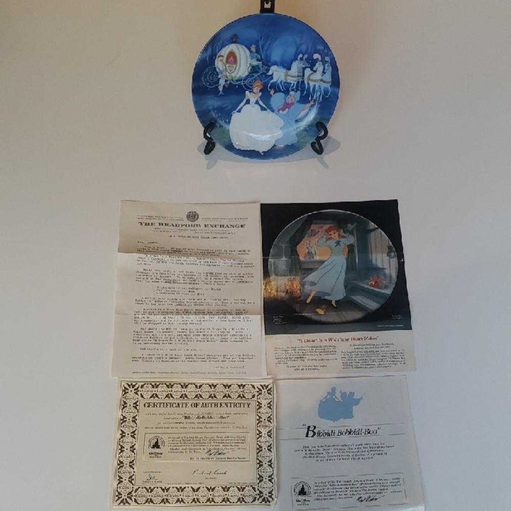 Disney Bibbidi-Bobbidi-Boo Collector's Plate